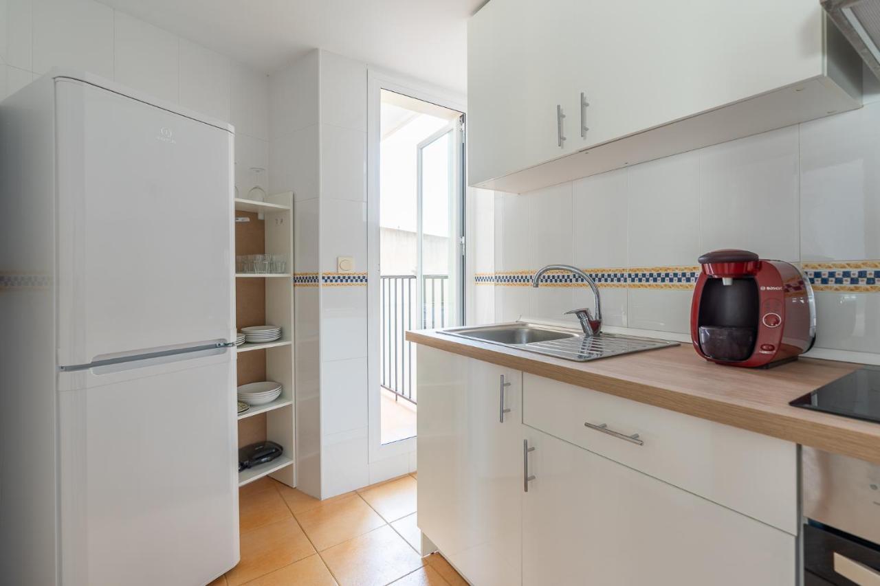 Apartamento Velero ネルハ エクステリア 写真
