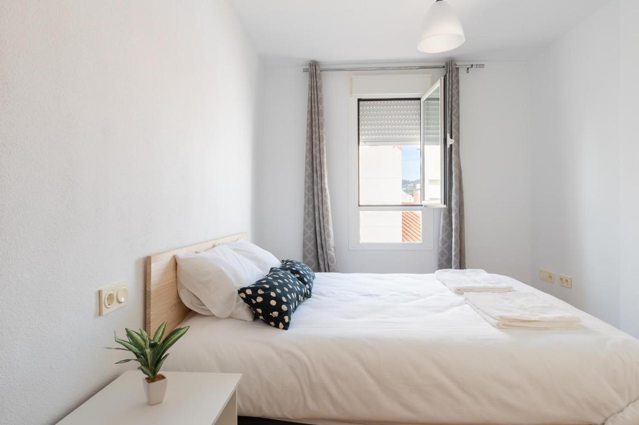 Apartamento Velero ネルハ エクステリア 写真