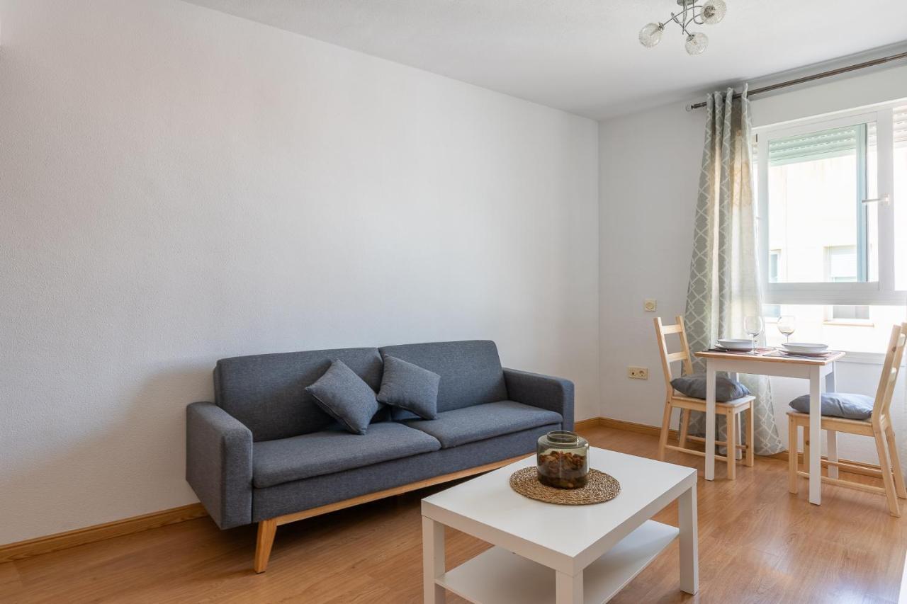 Apartamento Velero ネルハ エクステリア 写真