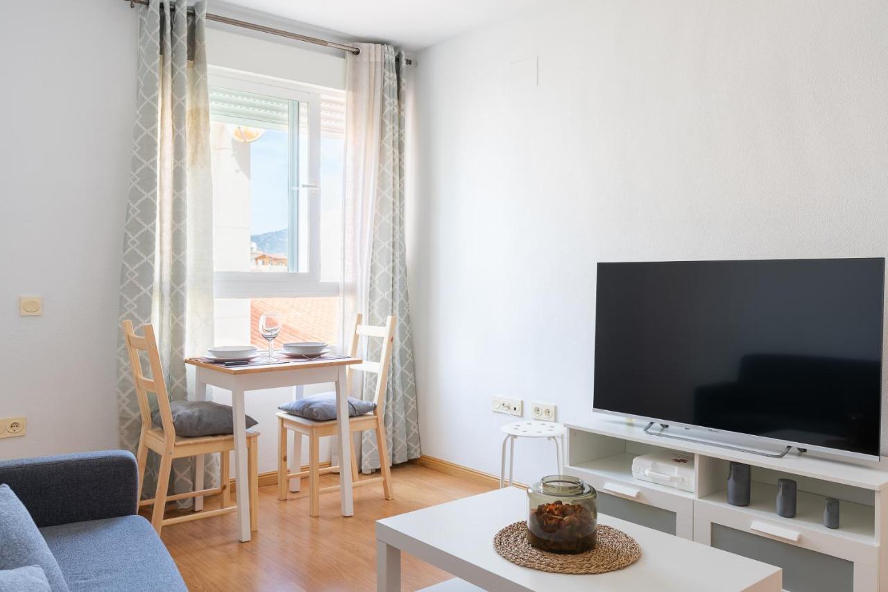 Apartamento Velero ネルハ エクステリア 写真